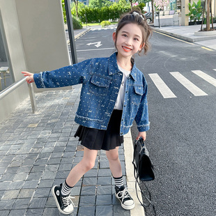 女童牛仔外套春秋款儿童秋装2024新款宝宝早秋薄款时髦洋气牛仔衣