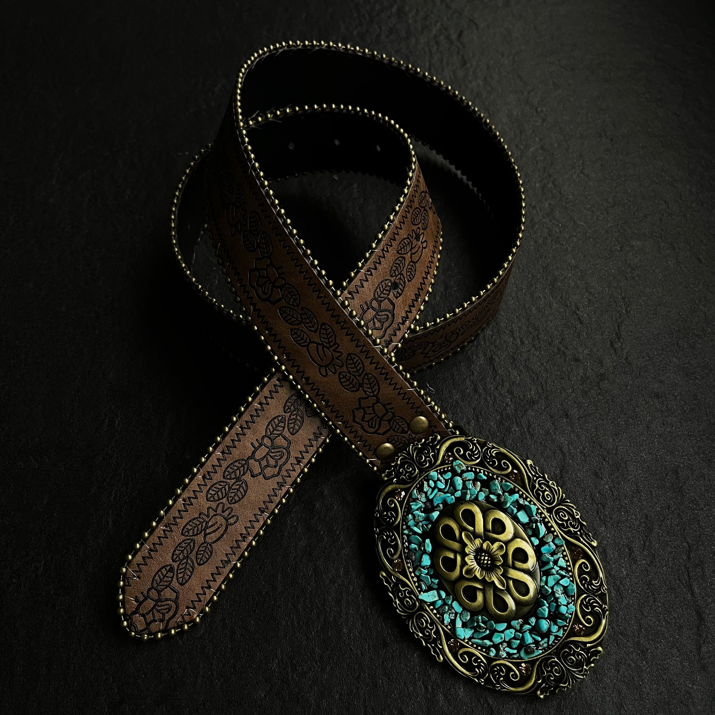 洛默古着复古民族风皮带女款小众设计感金属扣棕色花纹腰带装饰