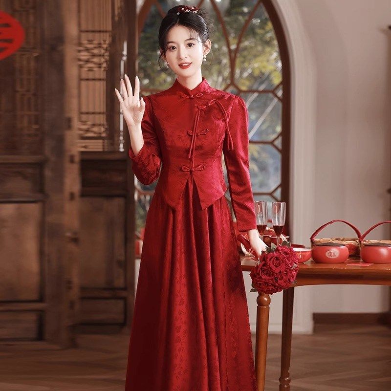 中式敬酒服2023新款新娘回门服红色裙子订婚礼服女旗袍秀禾服嫁衣