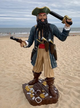 加勒比海盗杰克船长卡通人物模型玻璃钢雕塑户外游乐园装饰大摆件