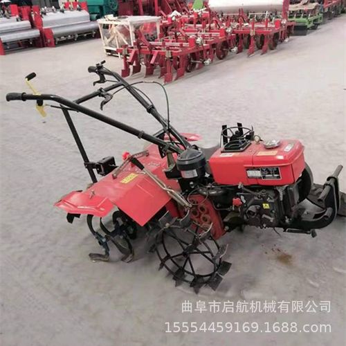 自走式四驱微耕机 四驱小型微耕机 手扶小型除草松土机价格
