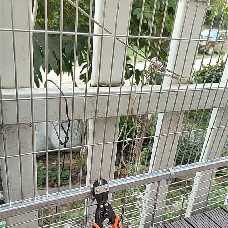 304不锈钢鸽笼网格围栏长条孔方格鸟笼网鹦鹉笼裁剪定做围栏防护