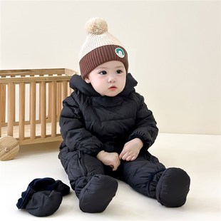 新生婴儿连体衣羽绒服冬季01岁男女宝宝冬装加厚外出抱衣轻薄包脚