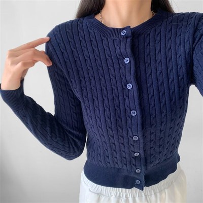 简约麻花长袖针织开衫女秋季穿搭高级感修身显瘦短款粗线毛衣外套