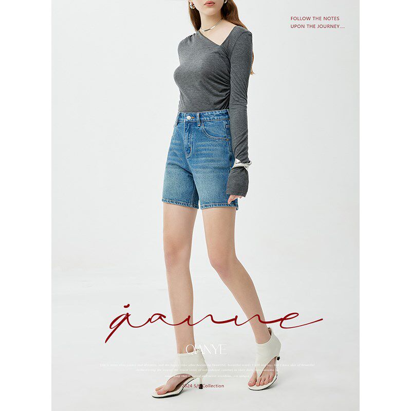 浅蓝色牛仔短裤2024年新款女夏季流行百搭高腰直筒休闲宽松三分裤