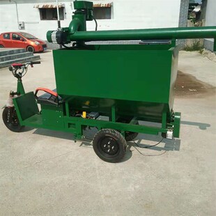 养猪设备厂猪牛羊撒料车撒料机养殖场加料车电动上料车1吨自卸车