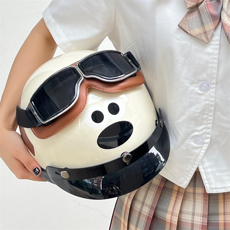 可爱卡通狗狗头盔电动车头盔男女3C认证头盔新国标复古半盔情侣礼
