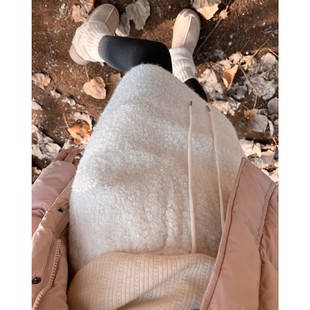 毛呢半身裙 高腰显瘦a字修身 羊羔毛绒包臀短裙女秋冬季 2025年新款