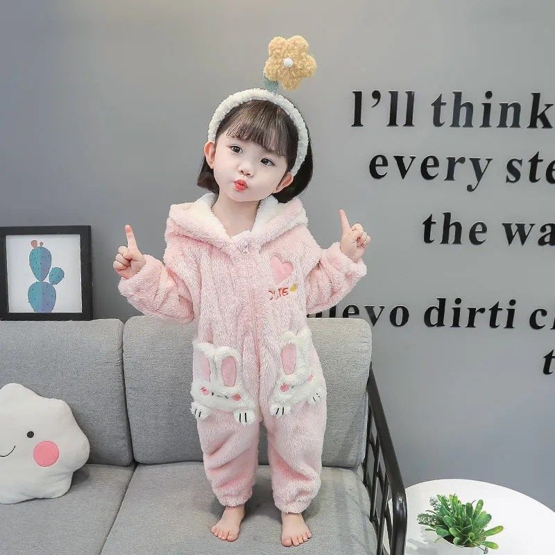 男女童加厚可爱婴儿宝宝连体睡衣珊瑚秋冬季法兰绒女孩家居服卡通