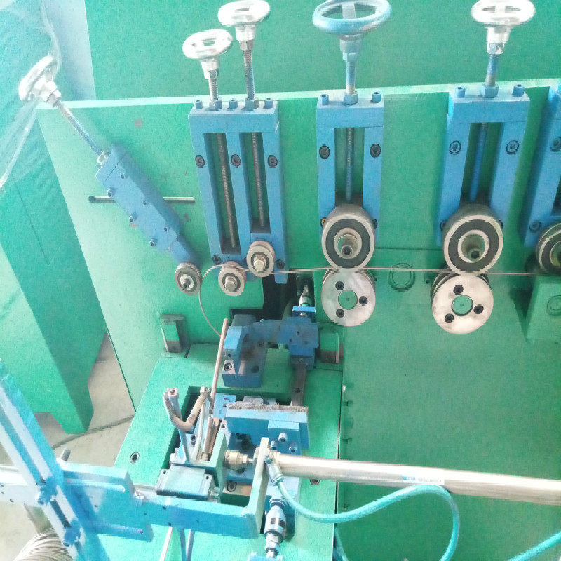 浙江1-6mm全自动伺服铁丝打圈对焊机 钢丝 椭圆打圈对焊一体机