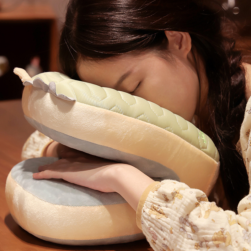 夏季午睡枕趴睡枕小学生桌子午休枕头办公室趴枕神器便携靠枕抱枕