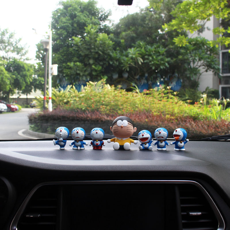 可爱个性车载摆件汽车卡通公仔玩偶礼物车内中控台装饰品车上摆设