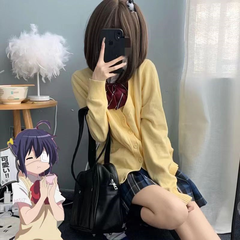 三亿少女jk毛衣动漫粉黄色开衫女春秋外穿针织v领学院风内搭上衣