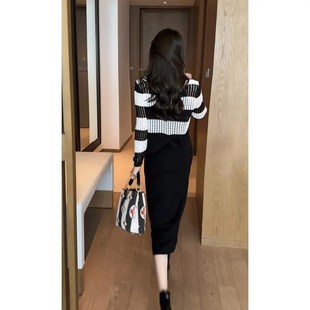 外搭 2024秋季 短款 镂空百搭圆领长袖 黑色洋气吊带裙两件套女 新款