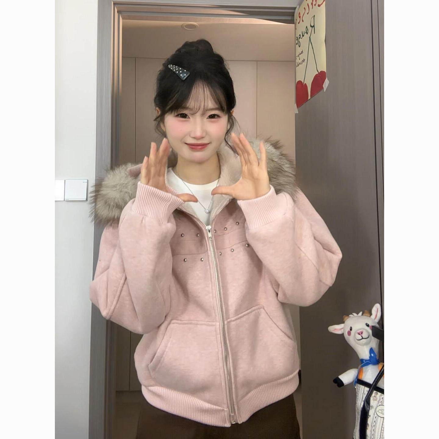 欢简韵美式钉珠毛领连帽加绒外套女秋冬2026新款百搭开衫小众上衣,女装/女士精品,短外套,淘宝优惠券,粉丝福利购,淘宝优惠卷