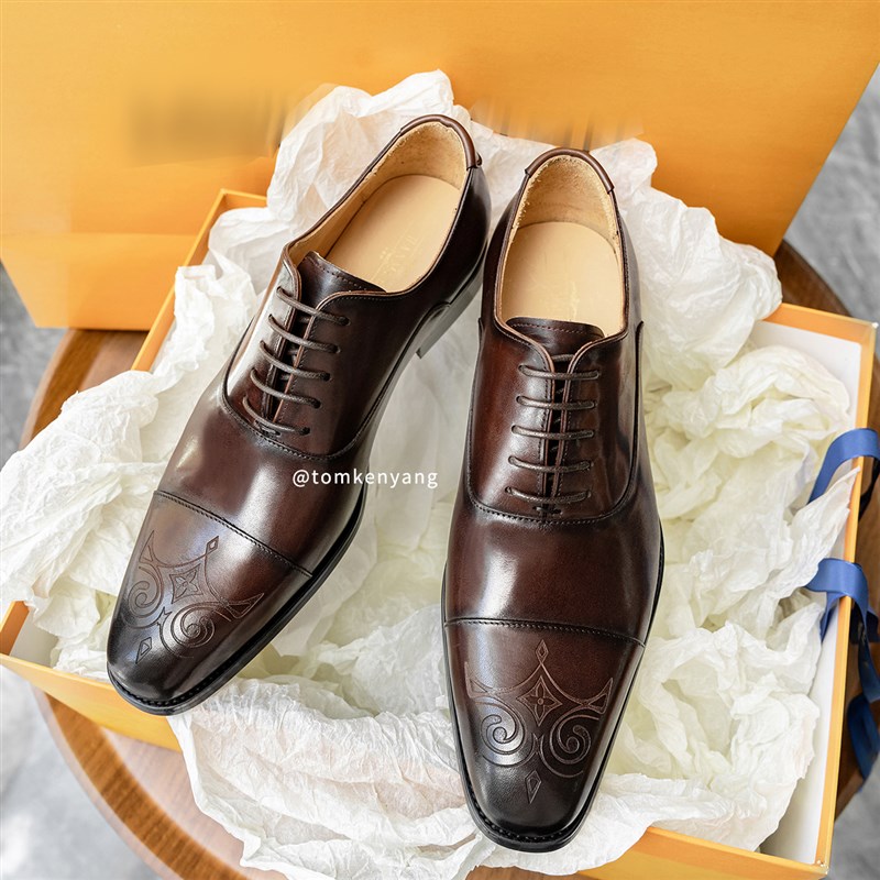 高货~~~雕花男鞋真皮商务正装英伦皮鞋男三接头牛津鞋圆头鞋