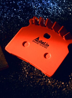 dlin爱得利卡钳大对四碳纤维散热刹车片对二螃蟹下泵刹车皮片