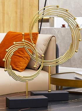 现代轻奢客厅玄关电视柜摆件美式创意样板房金属抽象艺术软装饰品