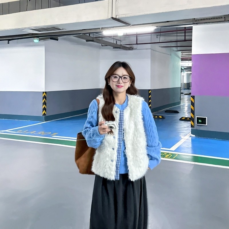 温柔韩系风套装白色毛毛马甲蓝色针织开衫休闲两件套装女早春穿搭,女装/女士精品,时尚套装,淘宝优惠券,粉丝福利购,淘宝优惠卷