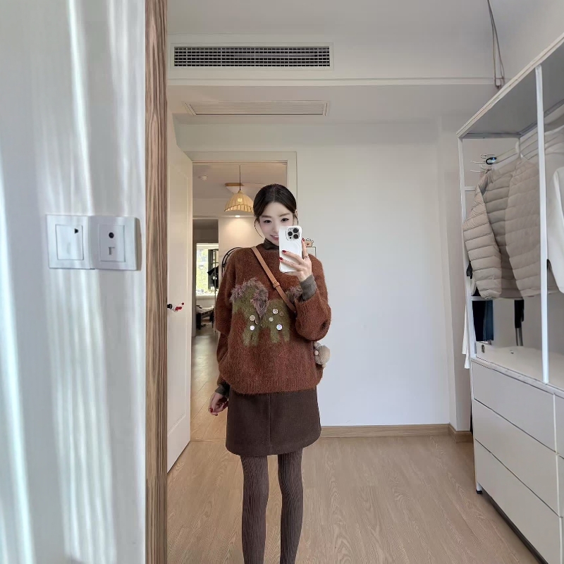 提花毛衣女穿搭新款秋冬季