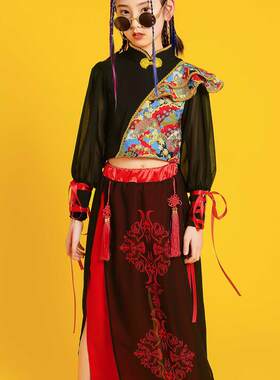 国庆演出活动文艺中国风格舞蹈服装儿童爵士舞蹈扇子古典服装演出