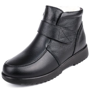 冬季老人鞋女款加厚羊毛皮鞋保暖防滑中老年妈妈棉鞋真皮加绒短靴