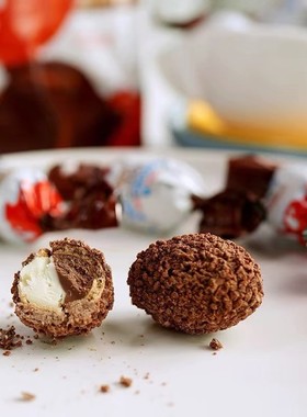 现货迪拜健达Kinde费列罗脆皮牛奶巧克力酱夹心89g迷你奇趣蛋喜糖