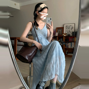 蓝色吊带连衣裙子女装 海边度假高级感超好看气质长裙 夏季 2025新款