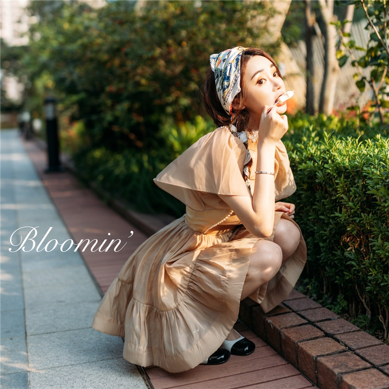 Bloomin春夏款连衣裙法式复古高腰优雅少女吊带裙珍珠约会蓬蓬裙