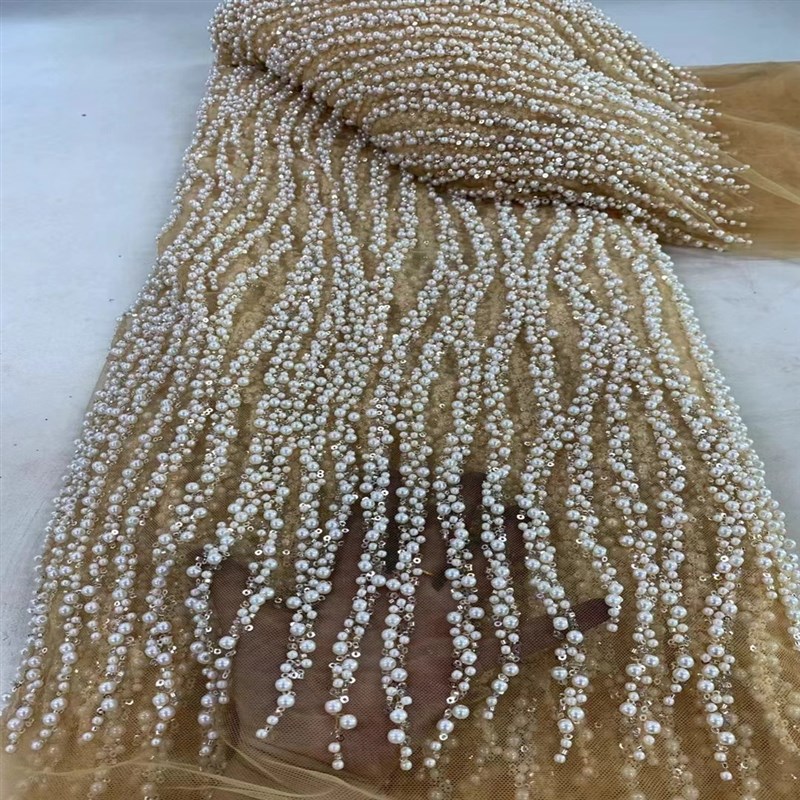 新款超重工d条纹珠子亮片绣珠片珠管面料婚纱礼服女装时装连衣裙