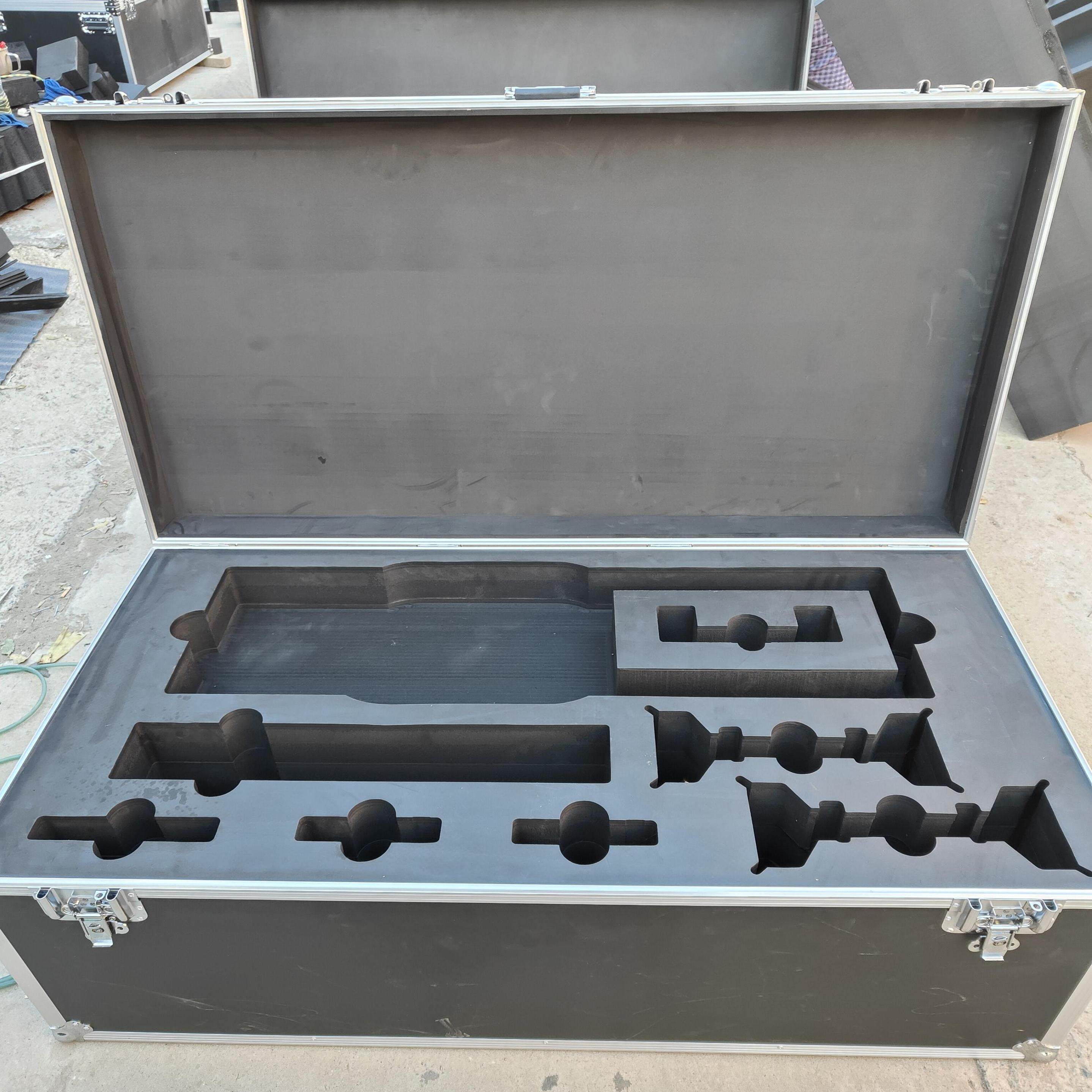 定做铝合金箱航空箱仪器设备箱定制工具箱EVA开槽模型箱运输箱