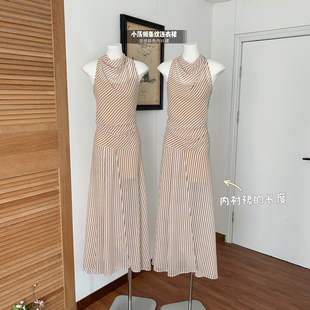 Mad0fit麻豆 glam0r0us美人翩翩_形随身动优雅小荡领条纹连衣裙