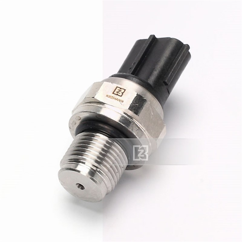 小松挖掘机分配阀压力开关PC200-8 220-8 210-8 240-8高压传感器