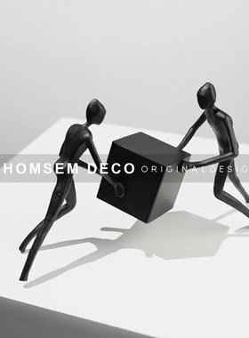 从上现代推方块人物桌面摆件客厅电视壁柜玄关台金属软装饰品