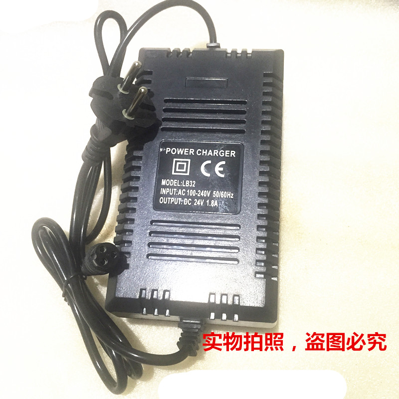 .车充电器 .三孔稳压器三孔充电工具