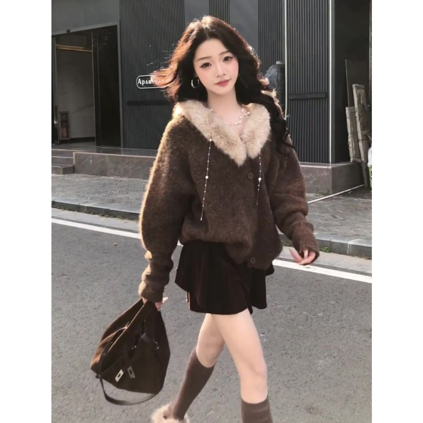 慵懒毛茸茸V领针织衫外套女氛围感高腰灯芯绒显瘦百褶裙裤两件套,女装/女士精品,时尚套装,淘宝优惠券,粉丝福利购,淘宝优惠卷