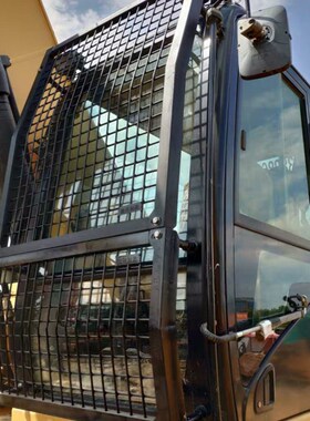 卡特22299挖机防护网挖掘机玻璃护网打锤