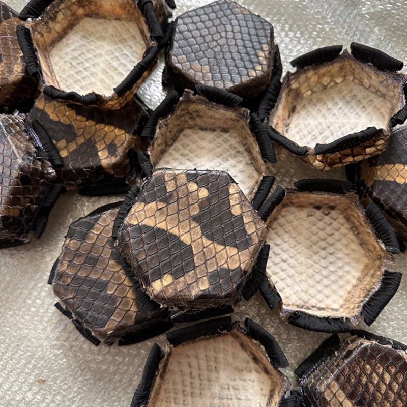 (可选皮)二胡蒙皮 蟒蛇皮 六角二胡蟒皮 琴皮 尾巴皮(偏厚)