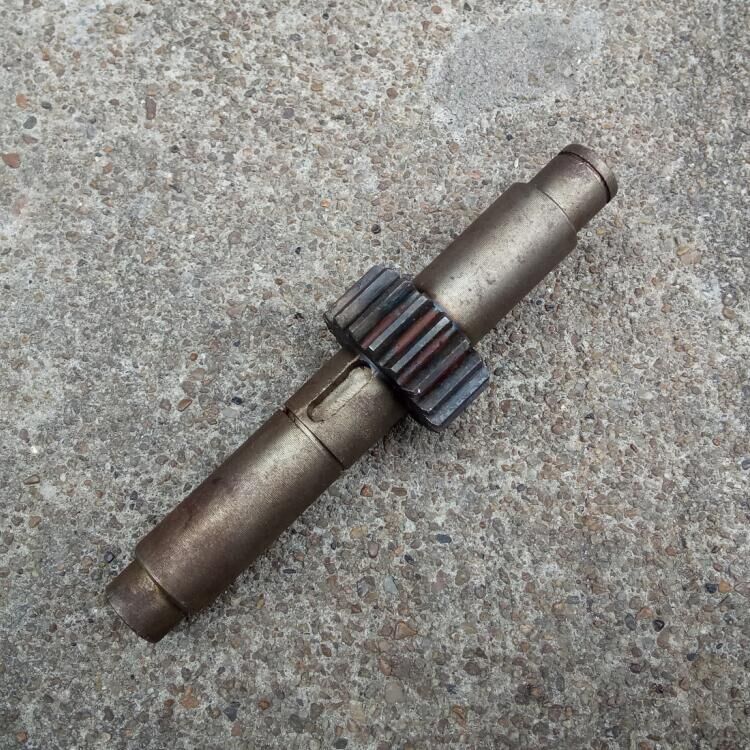 恒联B20G力哥B20商用多功能食品搅拌机打蛋机配件蜗轮轴中间齿轴