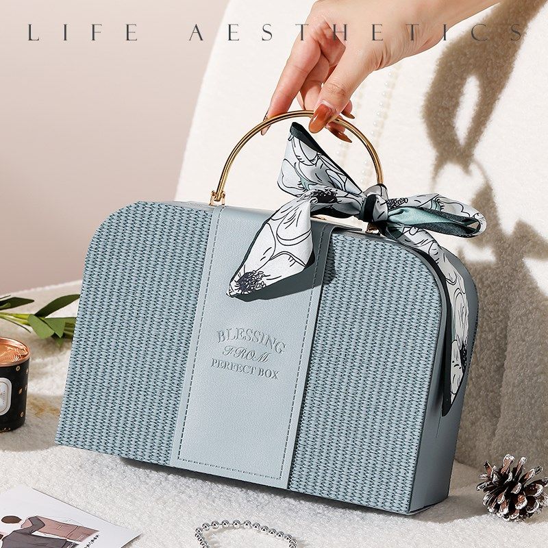 结婚伴郎伴娘伴手礼手提礼盒实用礼品小众高级婚礼回礼宾客随手礼