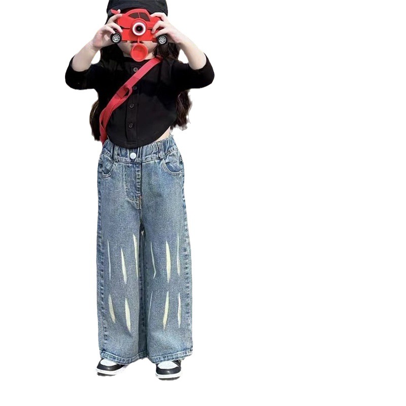 女童新款儿童牛仔裤休闲套装2023春秋装女宝宝T恤洋气时髦两件套