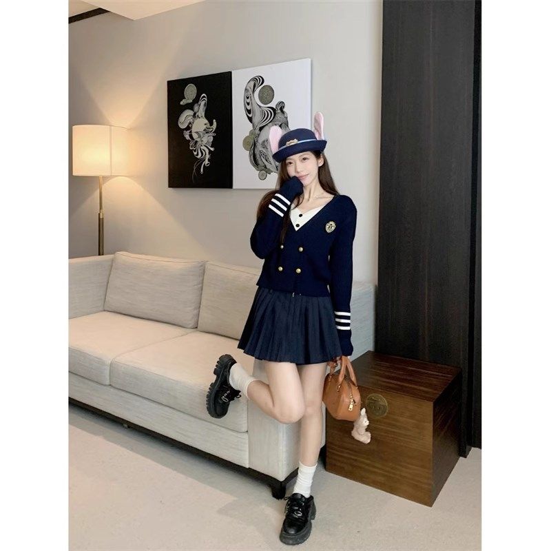 学院风假两件短款毛衣外套女早秋季JK小个子穿搭针织开衫上衣外搭