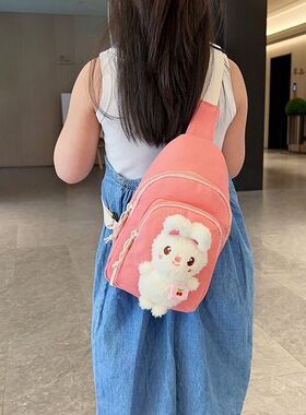 网红爆款小包儿童胸m包卡通户外女童斜挎包外出百搭女宝宝包包可