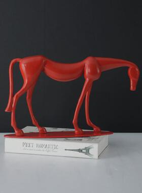 现代新中式客厅电视柜橱窗酒柜马摆件样板房玄关隔U断禅意软装摆