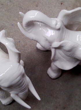 【旧城拾忆】前些年*陶瓷吉祥  找到几只白色的 怀旧/收藏