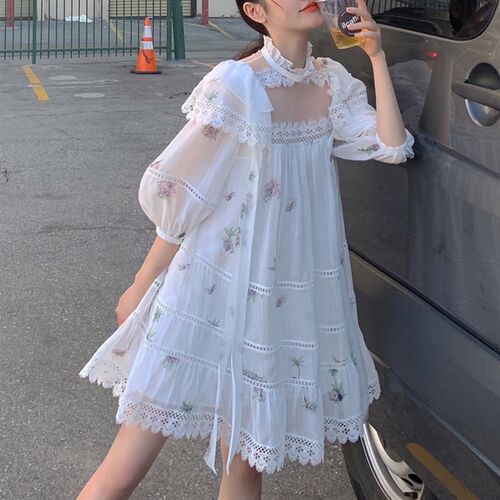 2021早春新款女装法式超仙甜美气质荷叶边雪纺蕾丝aY字碎花连衣裙