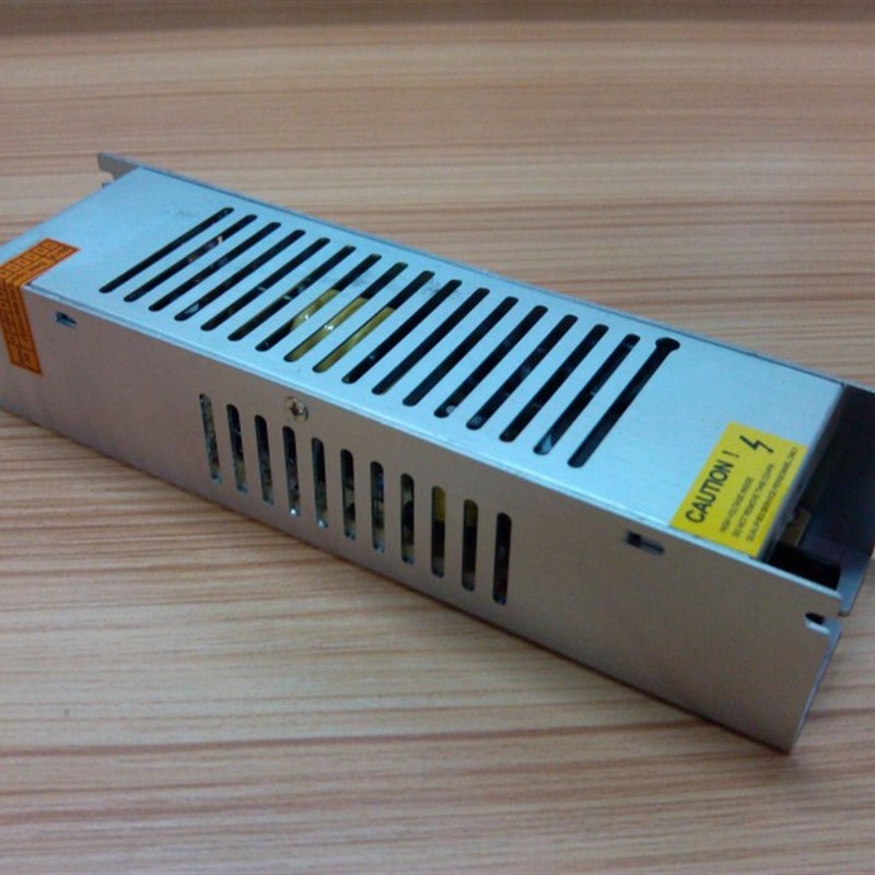 led镇流器12Vled灯带电源LED电源10A12V  120W新款长方型电源灯罩