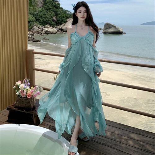 夏日蓝绿烫金度假风吊带连衣裙海边荷叶边精致仙女沙滩长裙