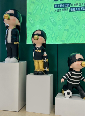 可爱泡泡潮酷男孩大号落地摆件童装店铺幼儿园商场橱窗摆设装饰品