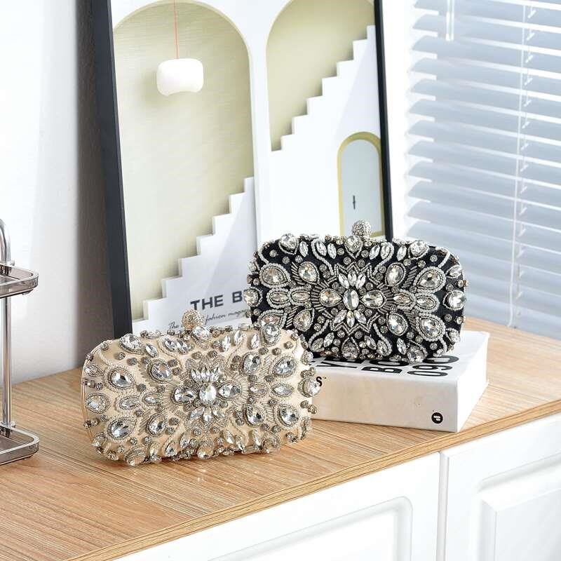 新款复古镶钻手工钉珠宴会包手拿包J包旗礼服袍女包气质新品